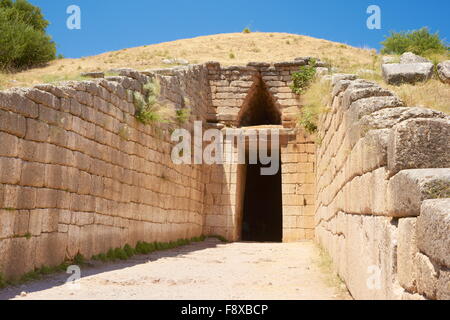 Il Tesoro di Atreo presso i siti archeologici di Micene (la Tomba di Agamennone), Grecia Foto Stock