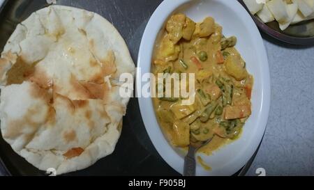 Cucina Indiana: curry, dolce, cibo per neonati, riso fritto, formaggio al curry, snacks Foto Stock