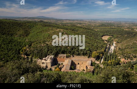 L'Abbaye Sainte-Marie de Fontfroide, o Abbazia di Fontfroide, vicino a Narbonne, SW Francia. Foto Stock