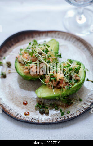 Tartare di salmone e avocado Foto Stock