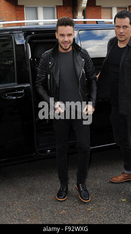 Liam Payne arriva a Maida Vale Studios con: Liam Payne dove: Londra, Regno Unito quando: 12 Nov 2015 Foto Stock