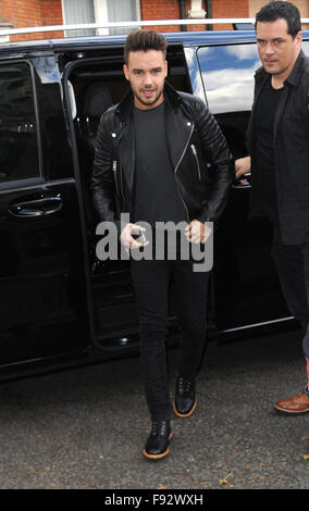 Liam Payne arriva a Maida Vale Studios con: Liam Payne dove: Londra, Regno Unito quando: 12 Nov 2015 Foto Stock