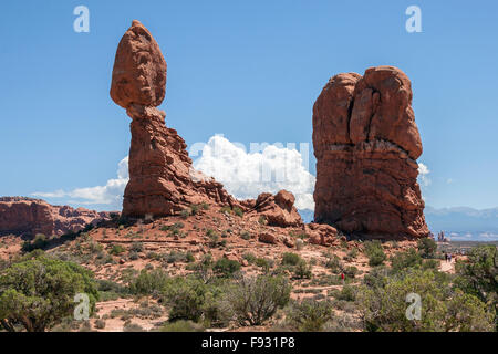 Roccia equilibrato, Arches National Park, Utah, Stati Uniti d'America Foto Stock