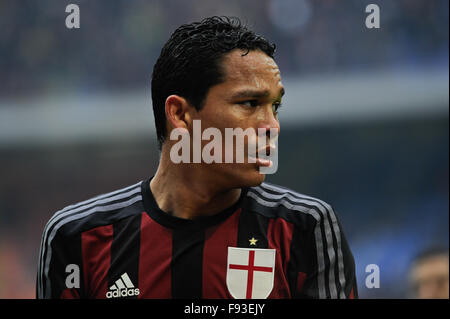 Milano, Italia. Dicembre 13th, 2015. Carlos bacca di ACMilan durante la Serie A italiana League Soccer match tra AC Milan e H.Verona presso lo Stadio San Siro di Milano, Italia. Credito: Gaetano Piazzolla/Alamy Live News Foto Stock