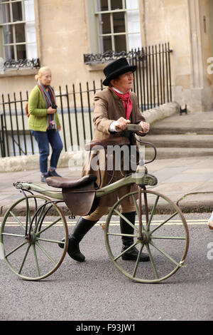 Caratteri su teh Jane Austen sfilata in bagno, Settembre 2014 Foto Stock