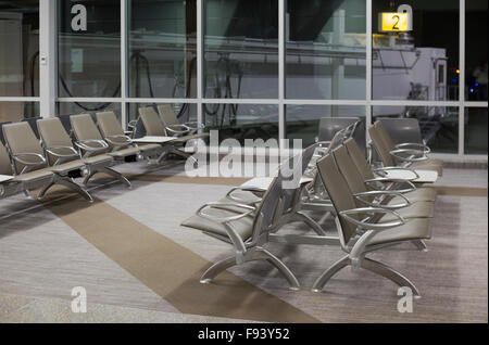 Svuotare lounge aeroportuale Foto Stock