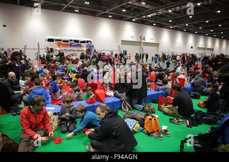 Londra, Regno Unito. Dodicesimo Dicembre, 2015. Mattone 2015 è una mostra dedicata a Lego e corre a Londra ExCel oltre tre giorni a partire dal XI al XIII Dicembre. Essa visualizza le funzioni tra cui Harry Potter, Star Wars, punti di riferimento come il Big Ben e un dance music festival.Dicembre,XII 2015. Credito: Jason Richardson/Alamy Live News Foto Stock