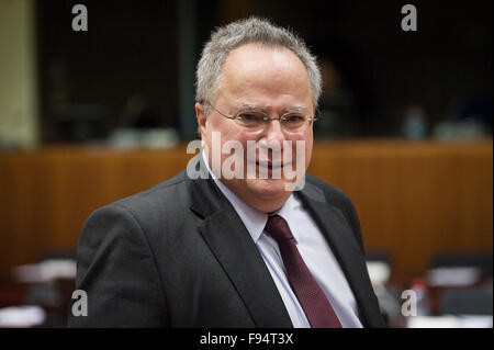 Bruxelles, BXL, Belgio. Xiv Dic, 2015. Ministro degli Affari esteri greco Nikos Kotzias prima della FAC il Consiglio dei Ministri esteri Ue a Bruxelles, in Belgio il 14.12.2015 da Wiktor Dabkowski Credito: Wiktor Dabkowski/ZUMA filo/Alamy Live News Foto Stock