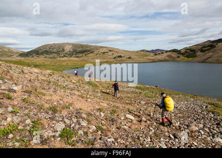 Canada, British Columbia, Tweedsmuir Park, regione Chilcotin, Chilcotin Arca, Rainbow montagne, escursionismo, Foto Stock