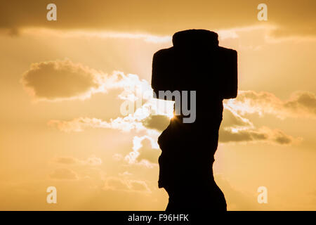 Il cerimoniale moai, Tongariki, Isola di Pasqua Foto Stock