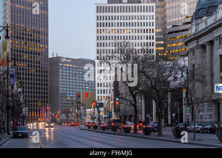 Portage Avenue, downtown Winnipeg, Manitoba, Canada. Foto Stock