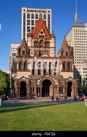 Situato su di Copley Square a Boston's Back Bay neighborhood, Chiesa della Trinità è stato progettato da architetto Henry Gobson Richardson Foto Stock