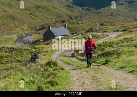 A piedi Casa Glenlicht Kintail Scozia Scotland Foto Stock