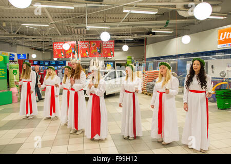 Lucia celebrazione in Norrkoping, Svezia Foto Stock