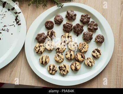 I dolci di Natale in cucina. Tutto fatto in casa. Foto Stock