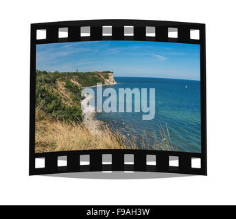 Vista lungo la linea di scogliera del Mar Baltico al Cape Arkona, Ruegen Isola, Meclemburgo-Pomerania Occidentale, Germania, Europa Foto Stock