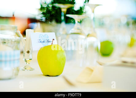 Verde naturale e decorazioni per la tavola Foto Stock