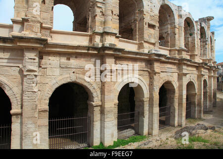 Francia Provenza Arles Les Arènes Anfiteatro Romano Foto Stock