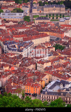 Francia Rhône-Alpes Grenoble skyline vista aerea Foto Stock