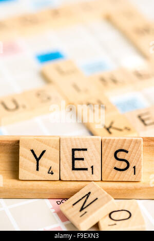 Scrabble - Sì. Foto Stock