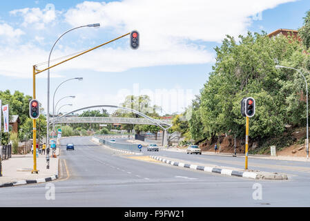 BLOEMFONTEIN, SUD AFRICA, dicembre 16, 2015: Vista di Markgraaff Street a Bloemfontein, la capitale dello Stato libero Pro Foto Stock