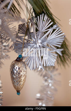 Close up di Decorazione per albero di Natale Foto Stock