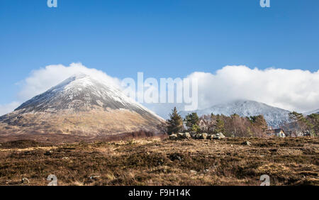 Glamaig da Sligachan sull'Isola di Skye in Scozia. Foto Stock