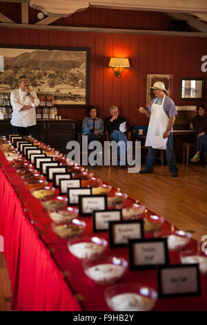 Seminario di spezie, barbecue Bootcamp, Alisal Guest Ranch, Solvang, California Foto Stock