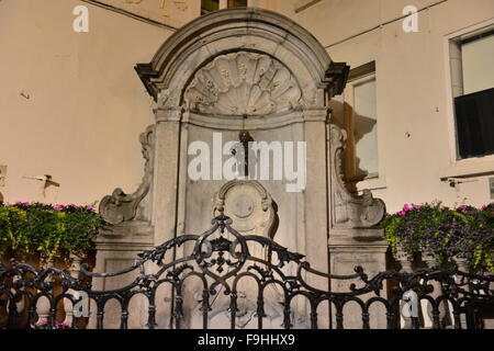 Il Manneken Pis, Bruxelles, Belgio Foto Stock