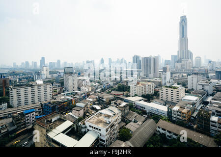 Vista nebuloso del distretto Ratchathewi, a Bangkok, in Thailandia. Foto Stock