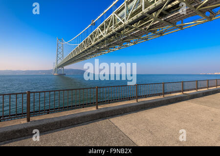 Akashi Kaikyo Bridge a Kobe, in Giappone. Foto Stock