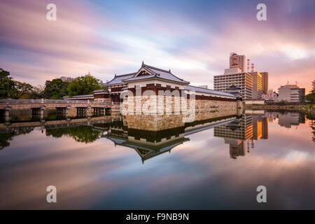 Hiroshima, Giappone a fossato del castello. Foto Stock