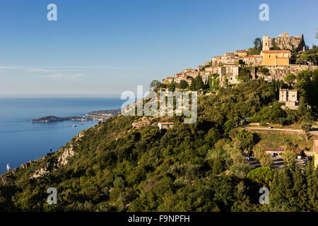 Eze - villaggio storico in Francia Foto Stock