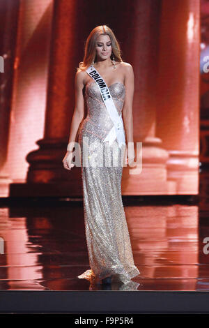 Las Vegas, Nevada, USA. Xvi Dec, 2015. Miss Colombia Ariadna Gutierrez Arevalo partecipa nel 2015 Miss Universo Pageant concorrenza preliminare e costume nazionale mostra il 16 dicembre 2015 presso il Teatro asse Inside Planet Hollywood Resort & Casino di Las Vegas in Nevada. Credito: Marcel Thomas/ZUMA filo/Alamy Live News Foto Stock