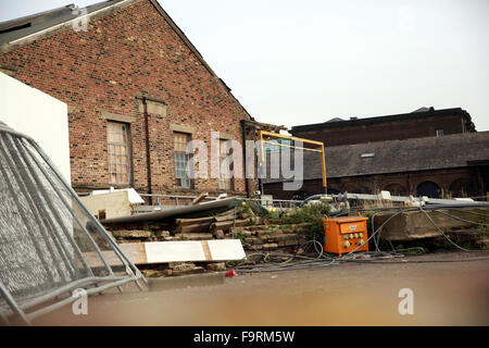 Londra, Regno Unito. 17 dicembre, 2015. Gocce di carbone cantiere, un coalyard vittoriano vicino alla stazione di King Cross, è quello di essere sviluppato in una banca Canale di Beagle shopping center da Heatherwick Studio. Credito: Mark Kerrison/Alamy Live News Foto Stock