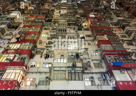 Ricerca di edifici di appartamenti a Hong Kong Foto Stock