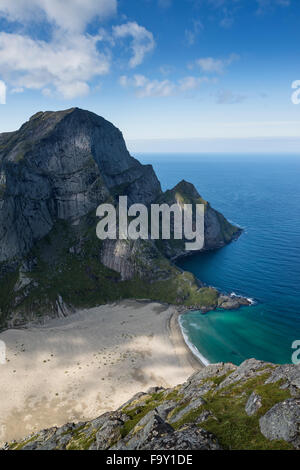 Bunes beach vista dal Helvetestind, Moskenesøy, Isole Lofoten in Norvegia Foto Stock