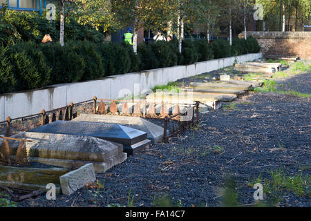 Beth Chaim Novo (Nuevo) sefarditi cimitero ebraico, Mile End Road, Londra, Regno Unito. Foto Stock