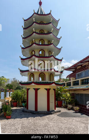 Pagoda decorativo al tempio taoista nella città di Cebu, Filippine Foto Stock