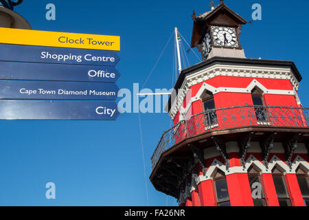 Sud Africa, Cape Town, V&A Waterfront. Gotico vittoriano stile-Clock Tower, c. 1882. Foto Stock