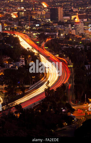 La superstrada 101 e il centro cittadino di Los Angeles in California Foto Stock