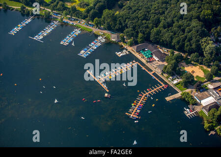 Vista aerea, Seerestaurant Lago Unterbacher, la vela e il surf scuola Lago Unterbacher, pontili di barche a vela sul Lago Unterbacher, Foto Stock