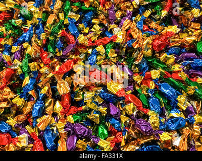 Avvolto ad albero di Natale caramelle Close Up Foto Stock