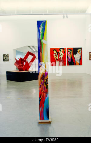 Galleria interna nel Museo di Arte Contemporanea di San Paolo (MAC), San Paolo, Brasile, Sud America Foto Stock