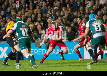 Leicester, Inghilterra, 20th, dicembre, 2015. ERCC Leicester v Munster Munster John Ryan sulla carica Foto Stock