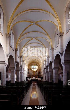 Il stile neogotico interno della chiesa o cappella di Santa Caterina si trova adiacente alla parte settentrionale della chiesa della Natività, o la Basilica della Natività, creduta tradizionalmente dai Cristiani come il luogo di nascita di Gesù Cristo nella West Bank città di Betlemme nel autonomo Autorità Palestinese Israele Foto Stock