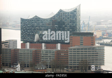 La Elbphilharmonie ( Elbe Philharmonic Hall ) di Amburgo , Germania Foto Stock