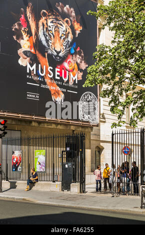 Ingresso del giardino botanico e il museo di storia naturale a Jardin des Plantes, Parigi, Ile de france, Francia Foto Stock