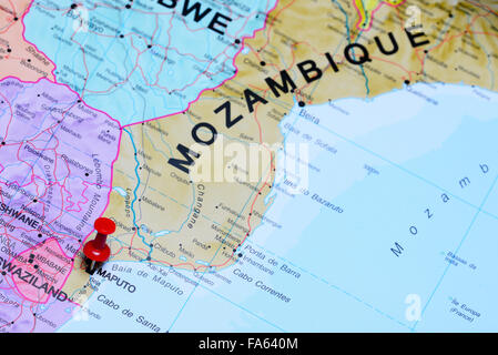 Maputo imperniata su una mappa di Africa Foto Stock