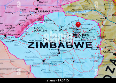 Harare imperniata su una mappa di Africa Foto Stock